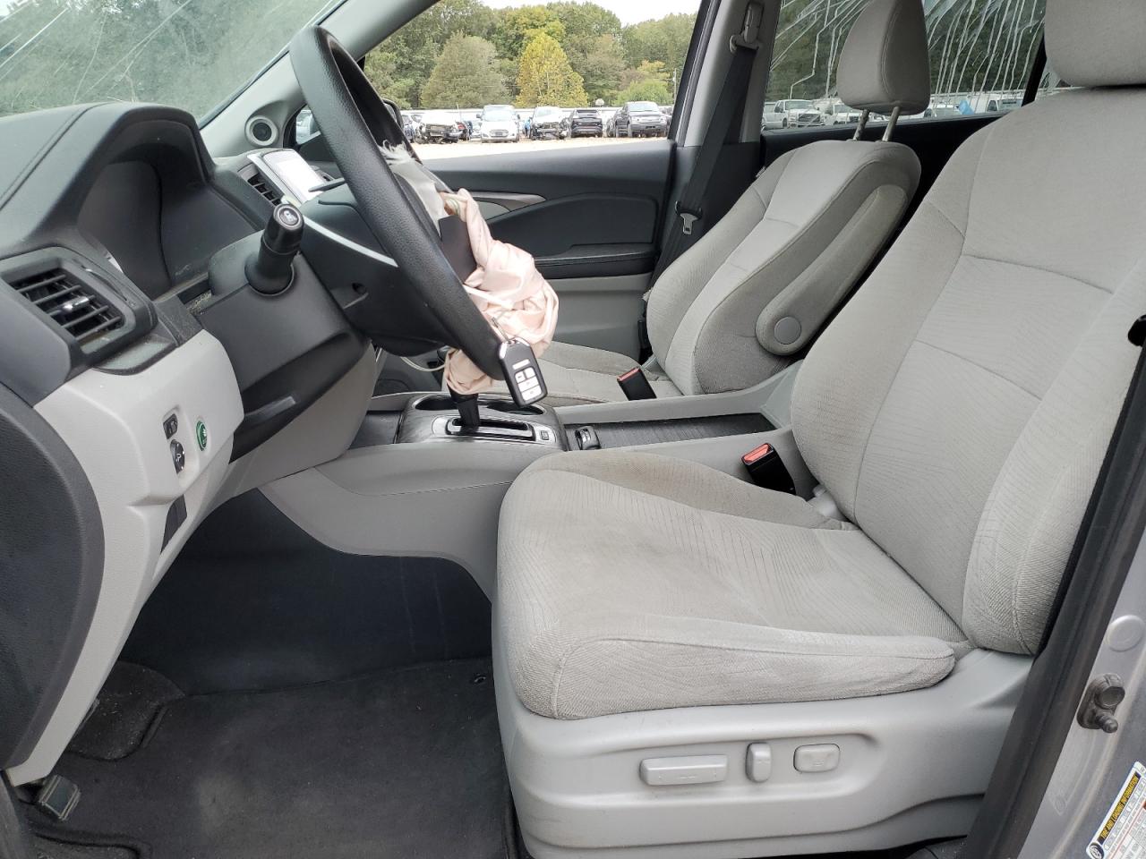 Honda Pilot Ex Image 10