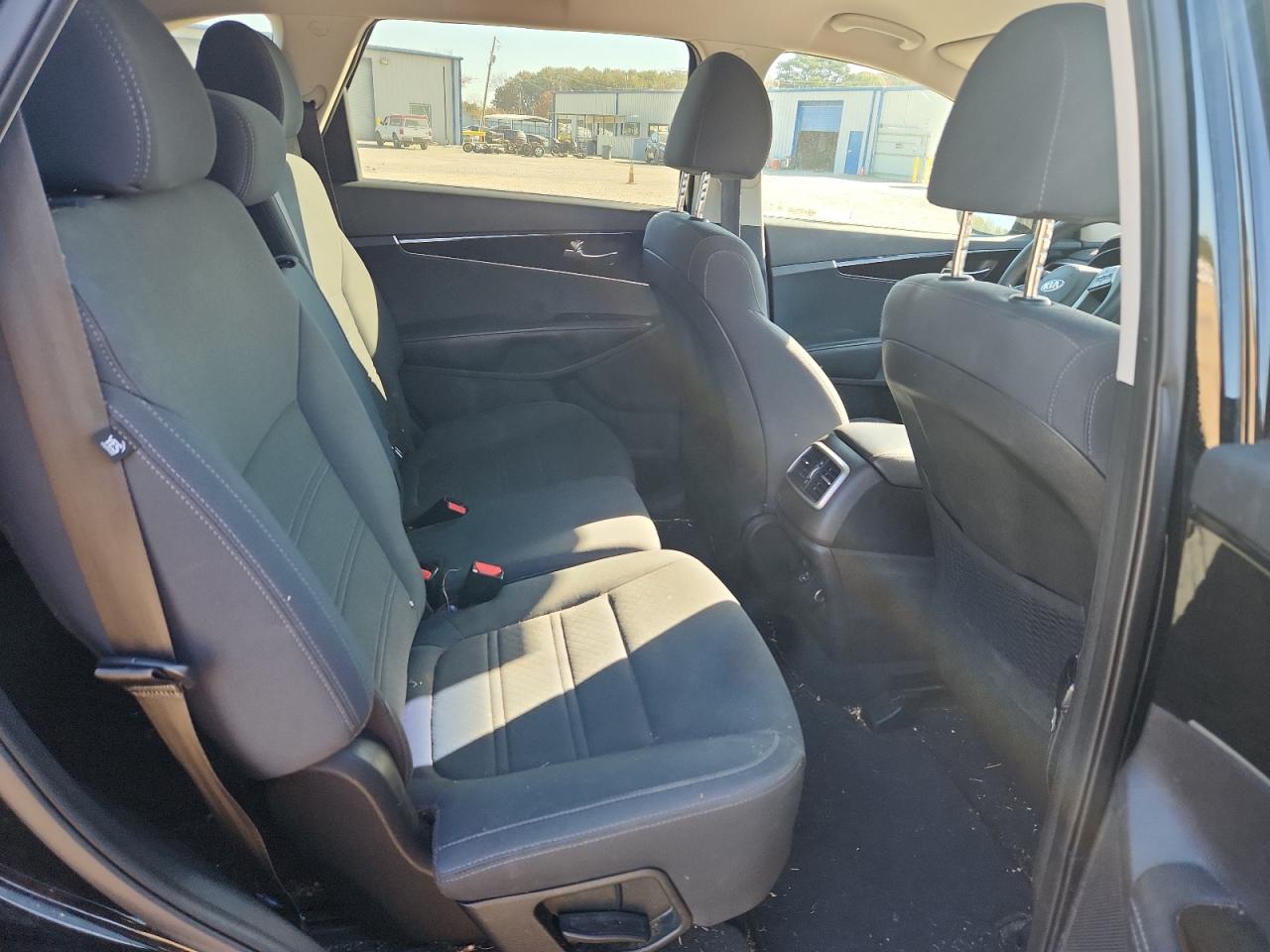 Kia Sorento L Image 6