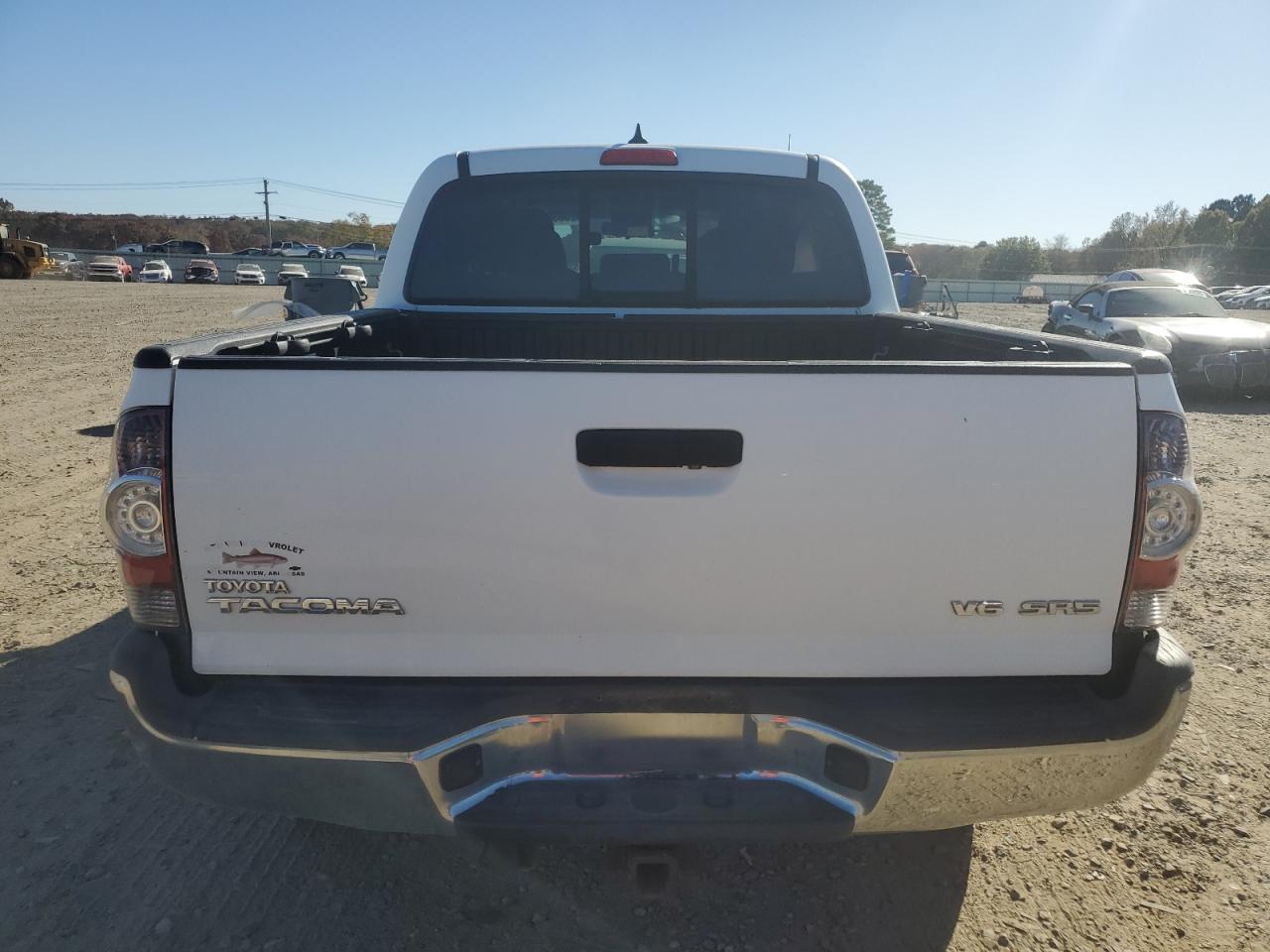 Toyota Tacoma Double Cab Image 5