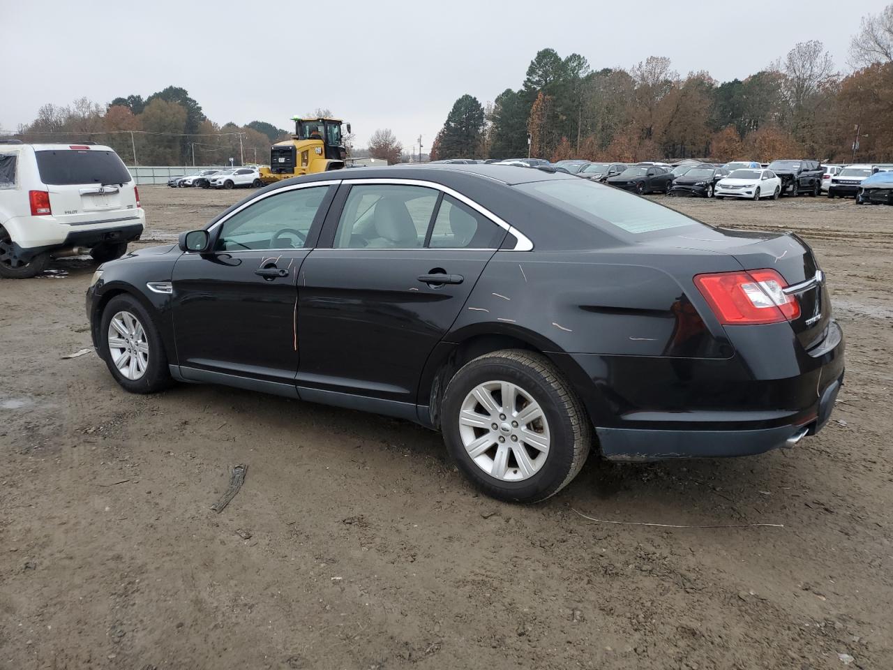 Ford Taurus Se Image 3