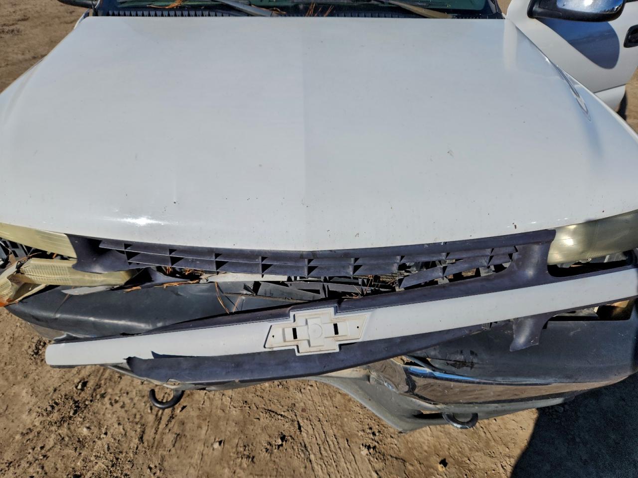 Chevrolet Silverado K1500 Image 9