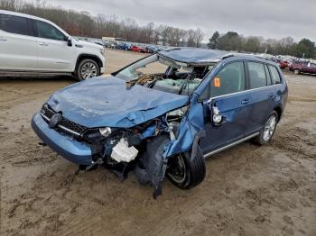 Salvage Volkswagen Golf