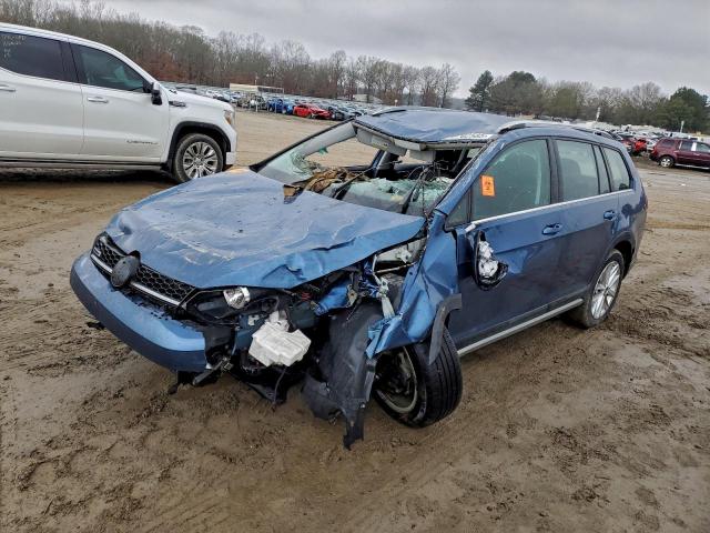  Salvage Volkswagen Golf