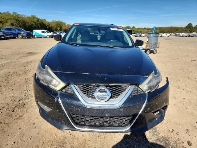 Nissan Maxima 3.5s Image 10