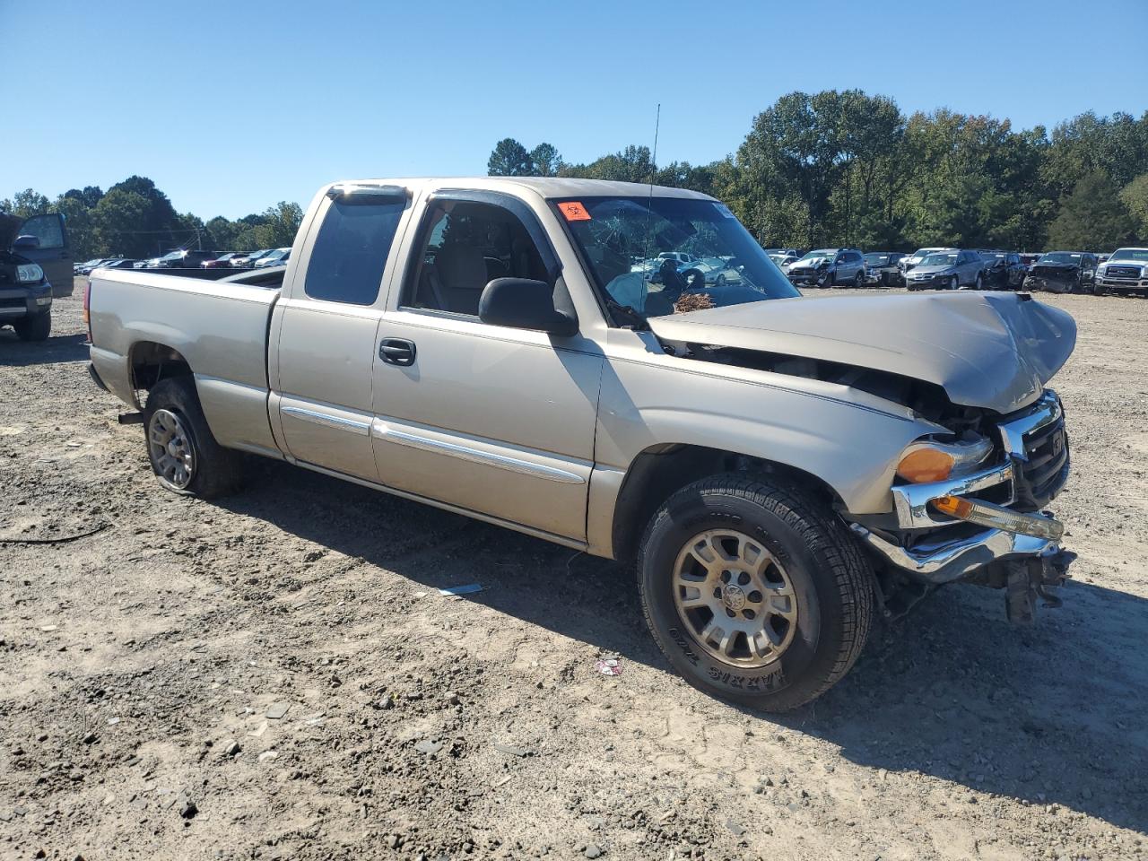 GMC Sierra C1500 Image 5