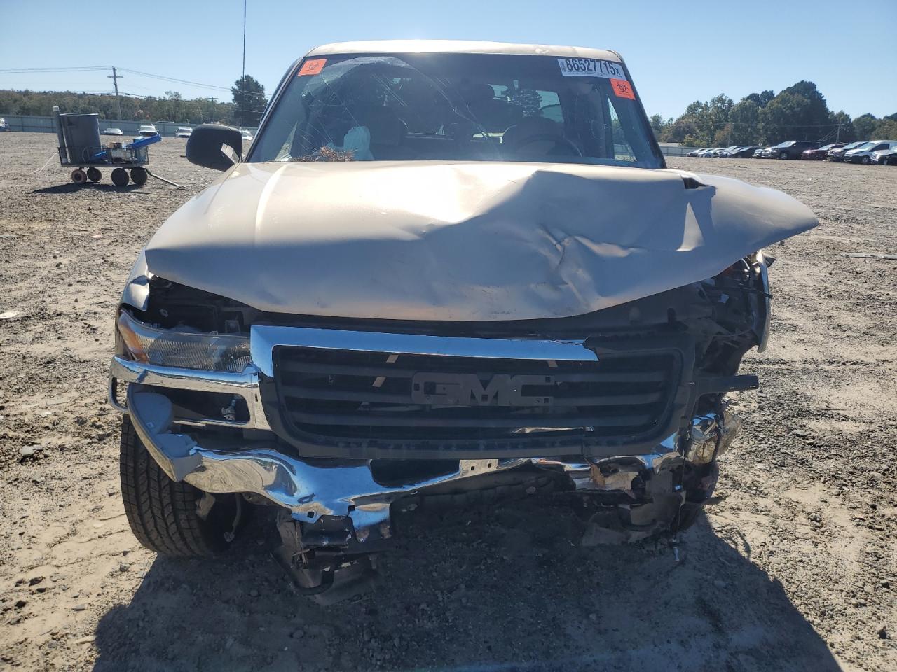 GMC Sierra C1500 Image 8