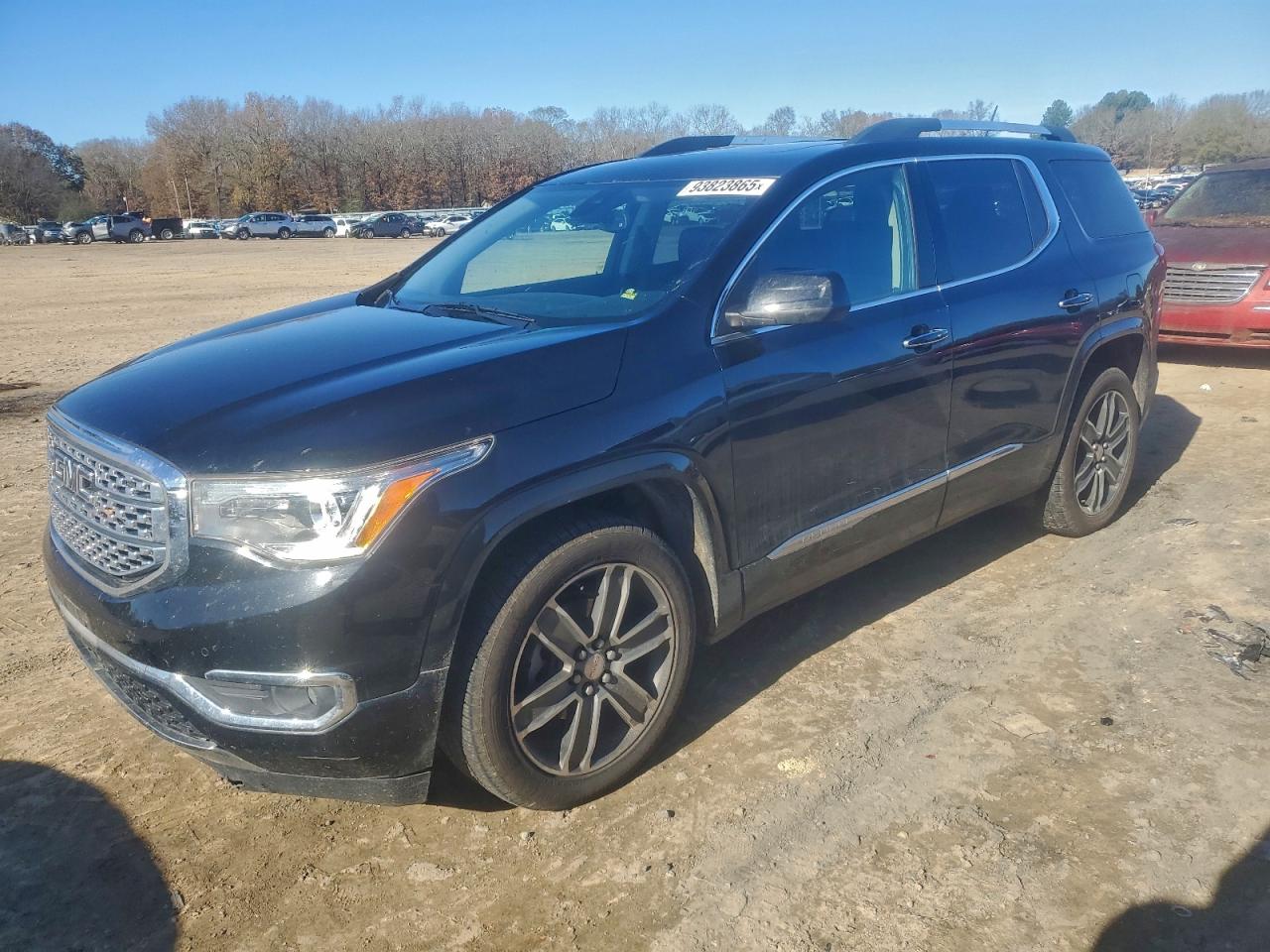 GMC Acadia Denali Image 1