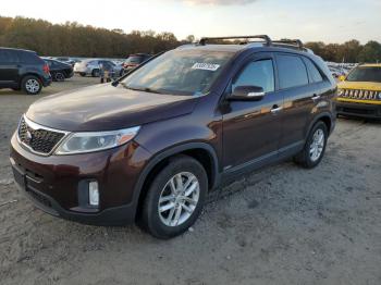  Salvage Kia Sorento