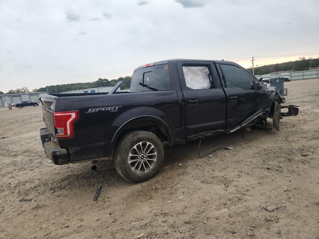 Ford F-150 Supercrew Image 9