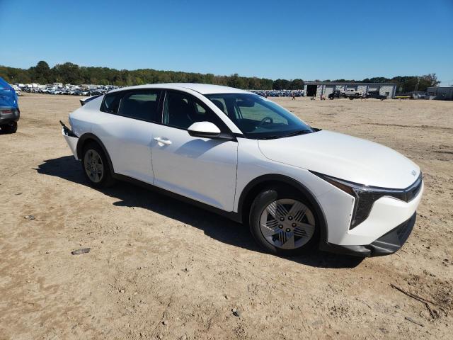 Kia K4 Lx Lx Image 4