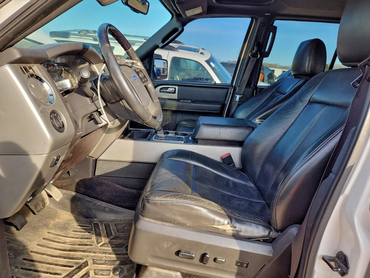 Ford Expedition El Limited Image 11