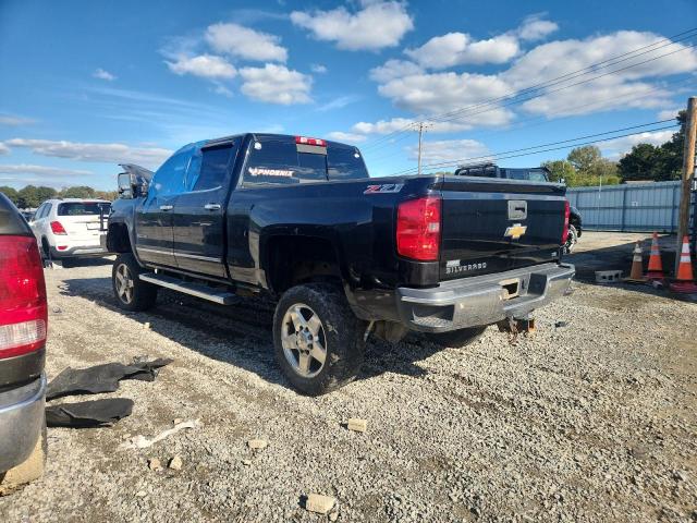 Chevrolet Silverado K2500 Heavy Duty Ltz Image 9