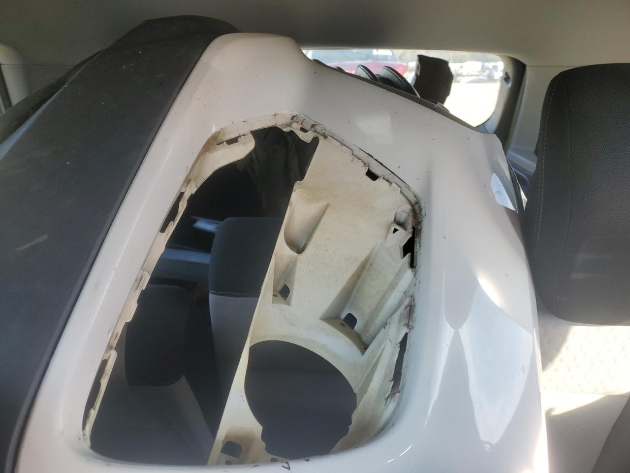 Chevrolet Trax Ls Image 6