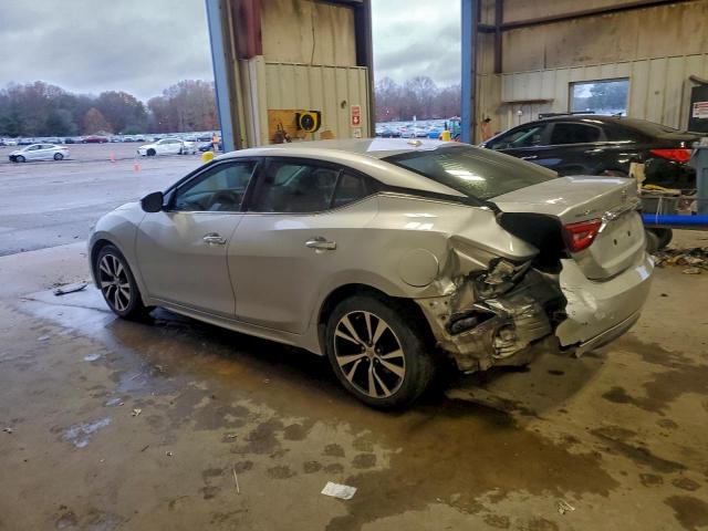 Nissan Maxima 3.5s Image 2