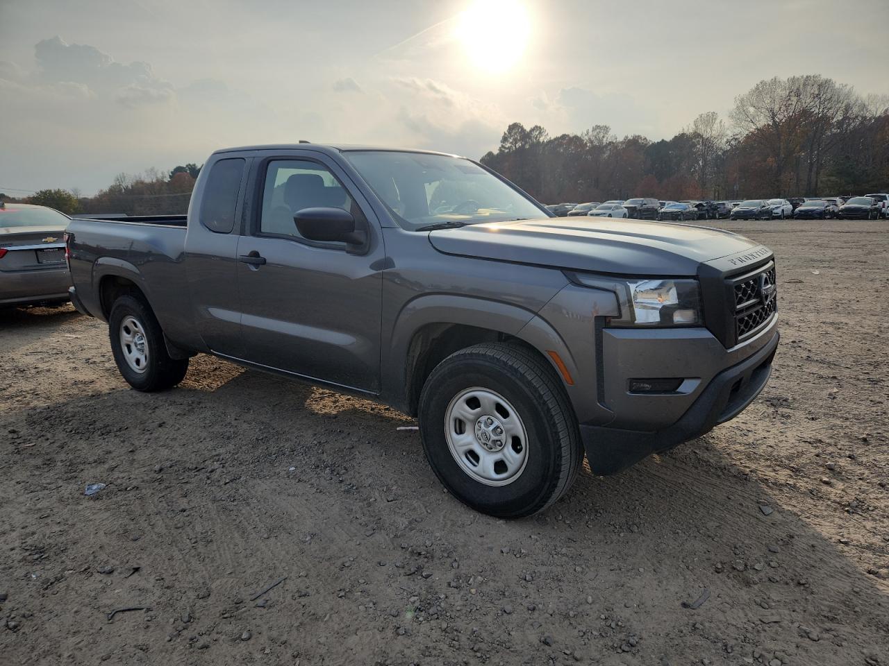 Nissan Frontier S Image 3