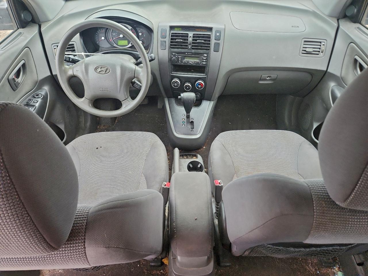 Hyundai TUCSON Gls Image 11