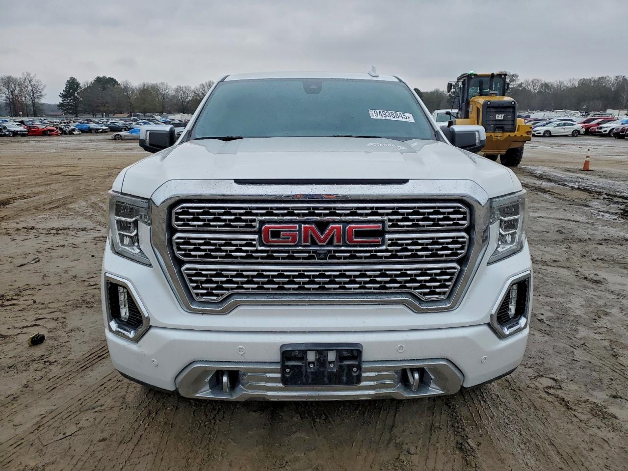 GMC Sierra K1500 Denali Image 11