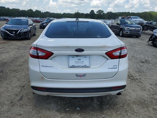 Ford Fusion Se Hybrid Image 5
