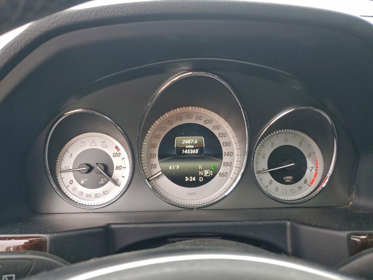 Mercedes-Benz GLK 350 4matic Image 2