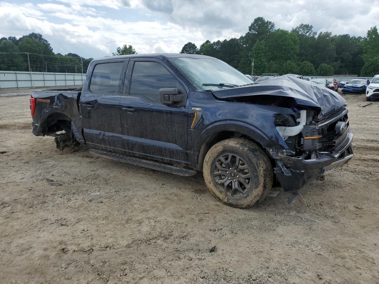 Ford F-150 Supercrew Image 6