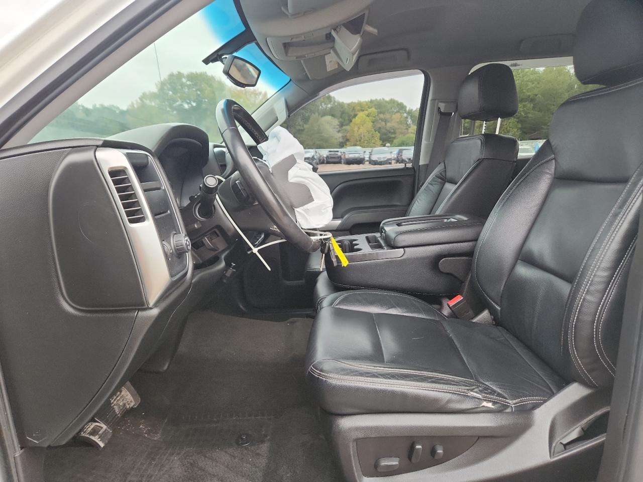 Chevrolet Silverado C1500 Lt Image 12