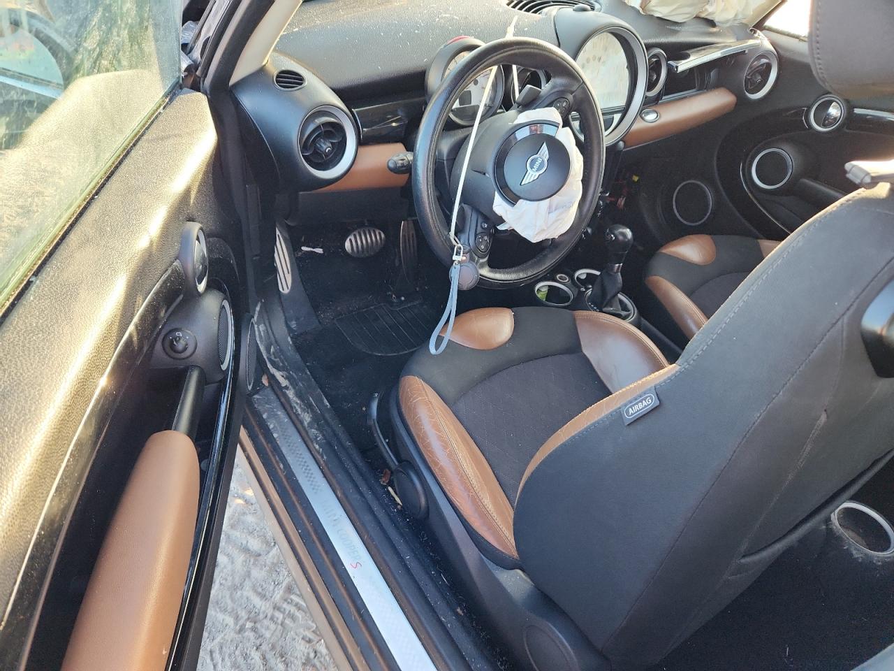 MINI Cooper S Image 8