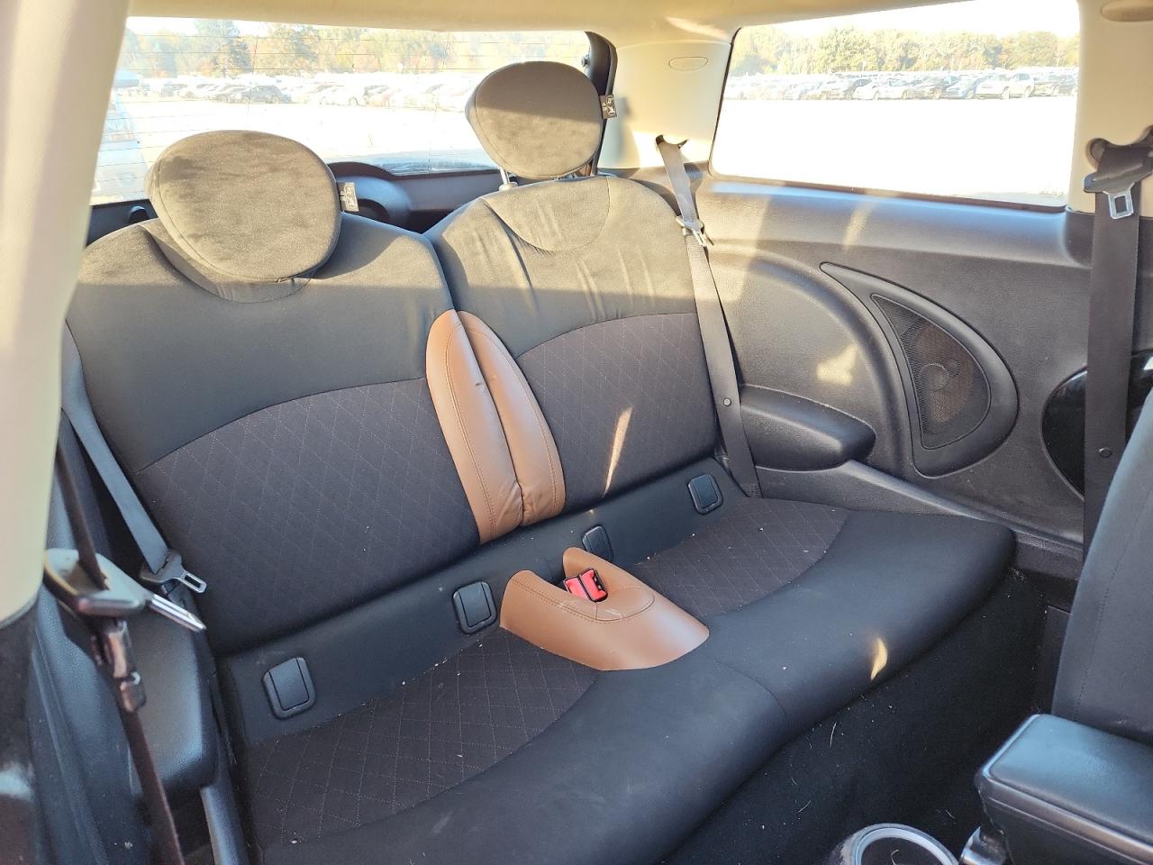 MINI Cooper S Image 10