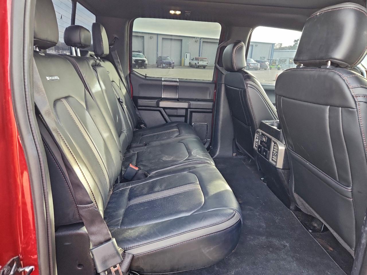 Ford F-150 Supercrew Image 10