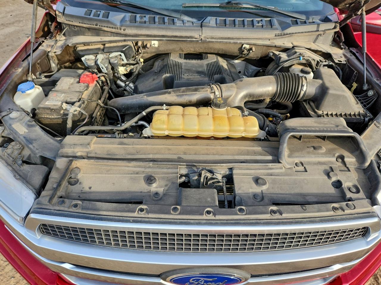 Ford F-150 Supercrew Image 11