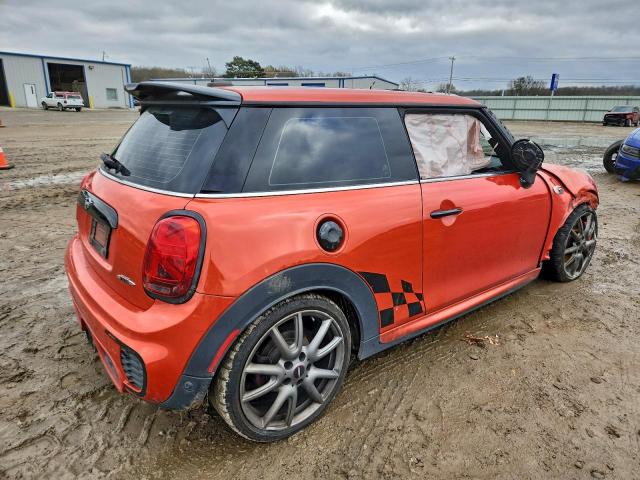 MINI Cooper John Cooper Works Image 3