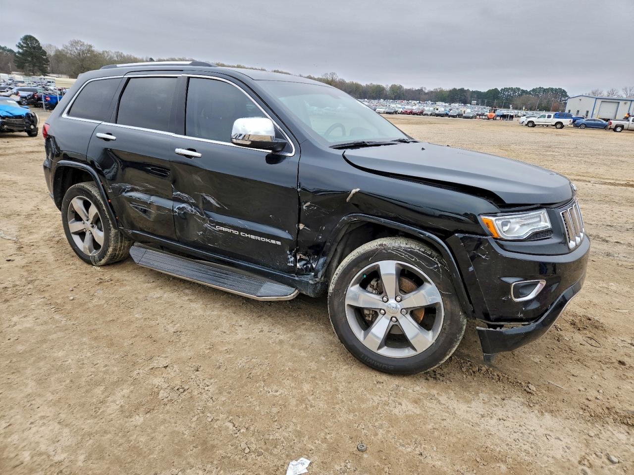 Jeep Grand Cherokee Overland Image 11