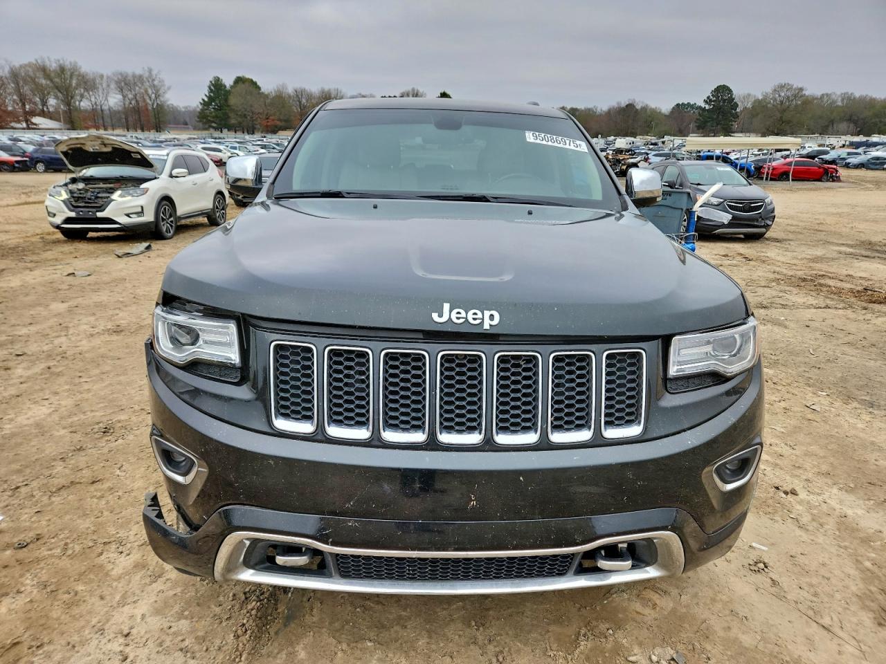 Jeep Grand Cherokee Overland Image 13
