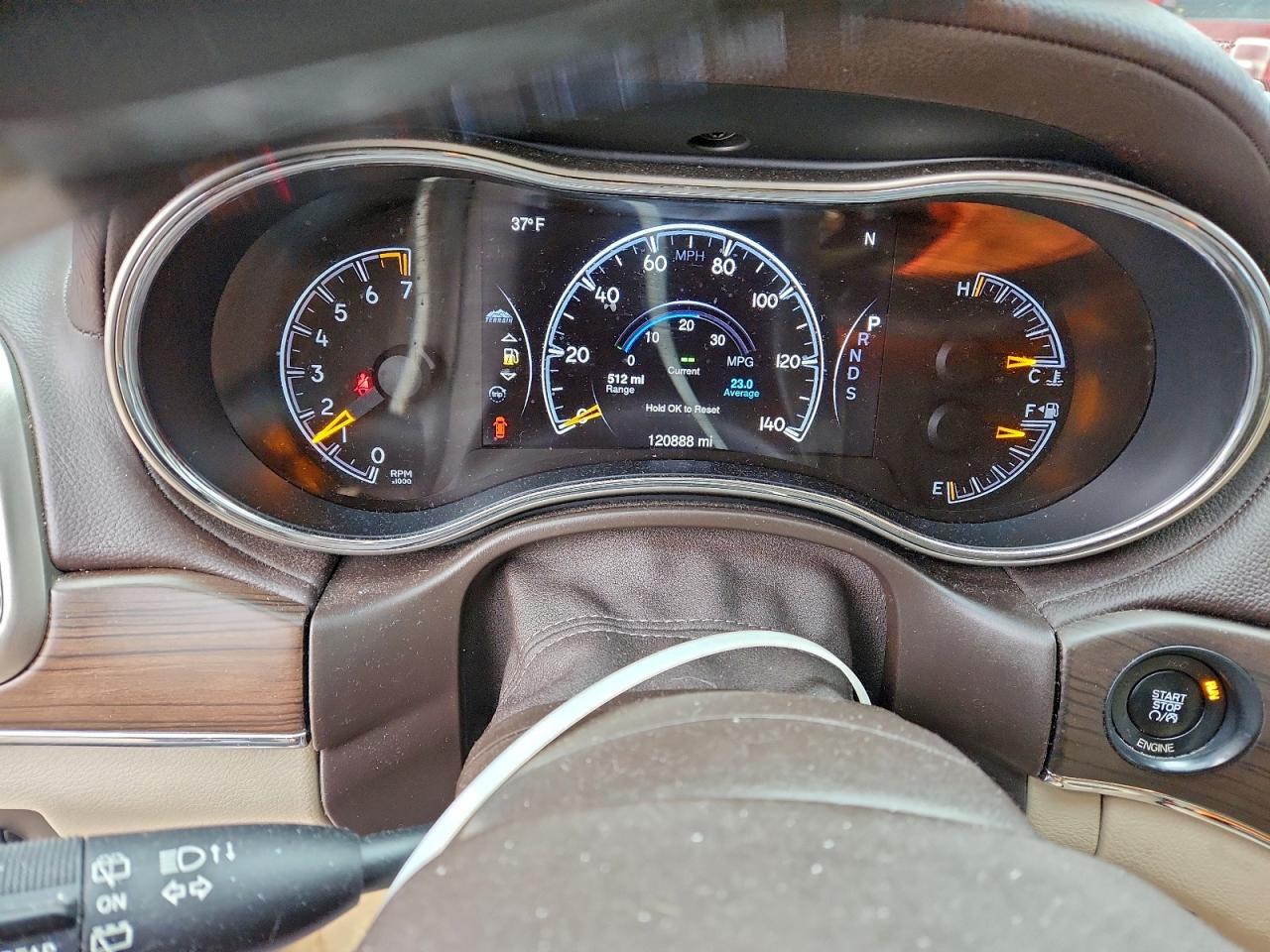 Jeep Grand Cherokee Overland Image 7