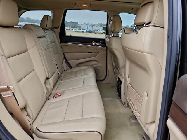 Jeep Grand Cherokee Overland Image 6