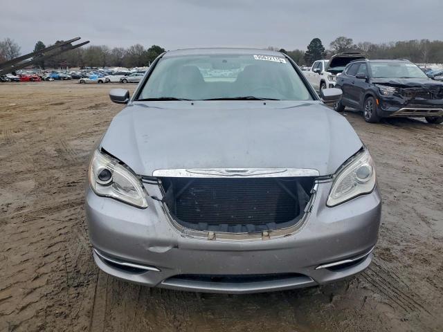 Chrysler 200 Lx Image 10