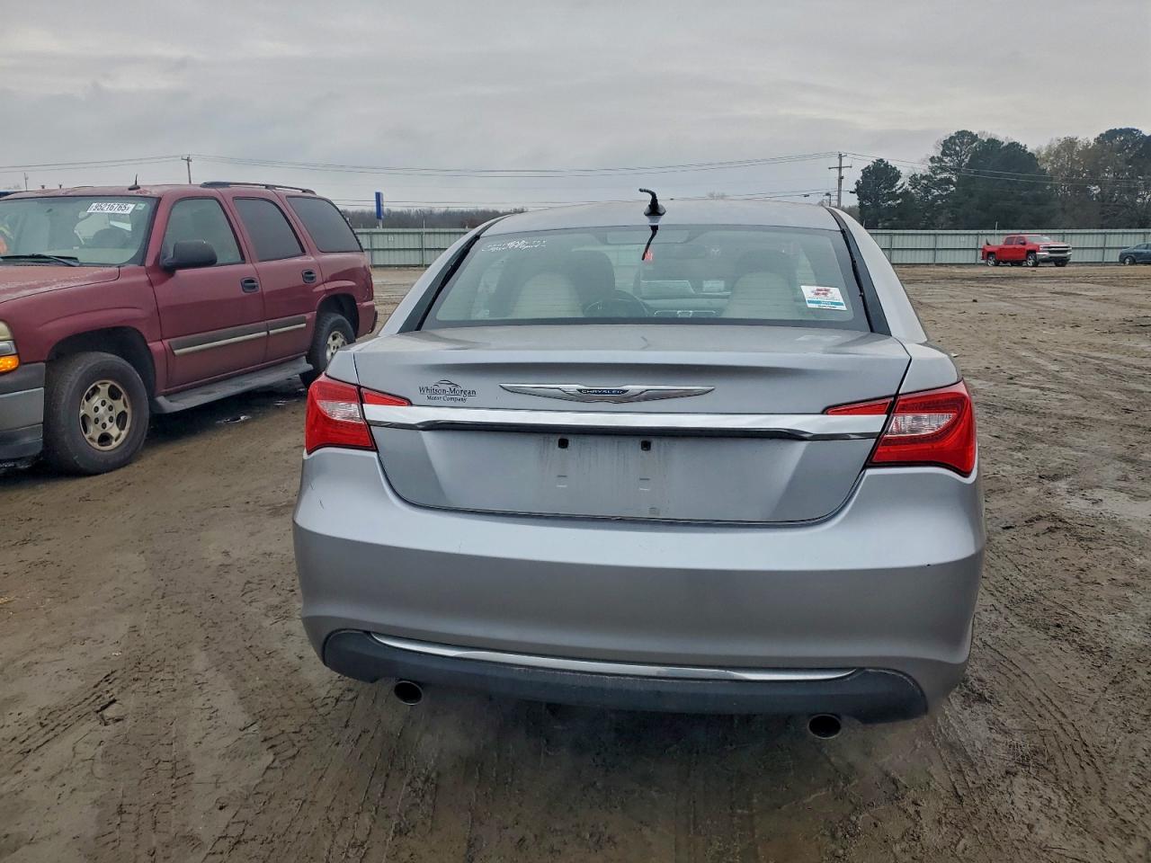 Chrysler 200 Lx Image 5