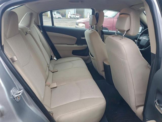 Chrysler 200 Lx Image 2