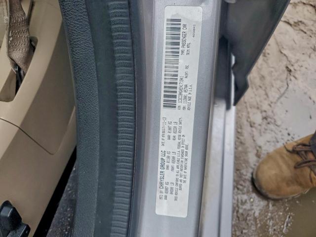 Chrysler 200 Lx Image 3