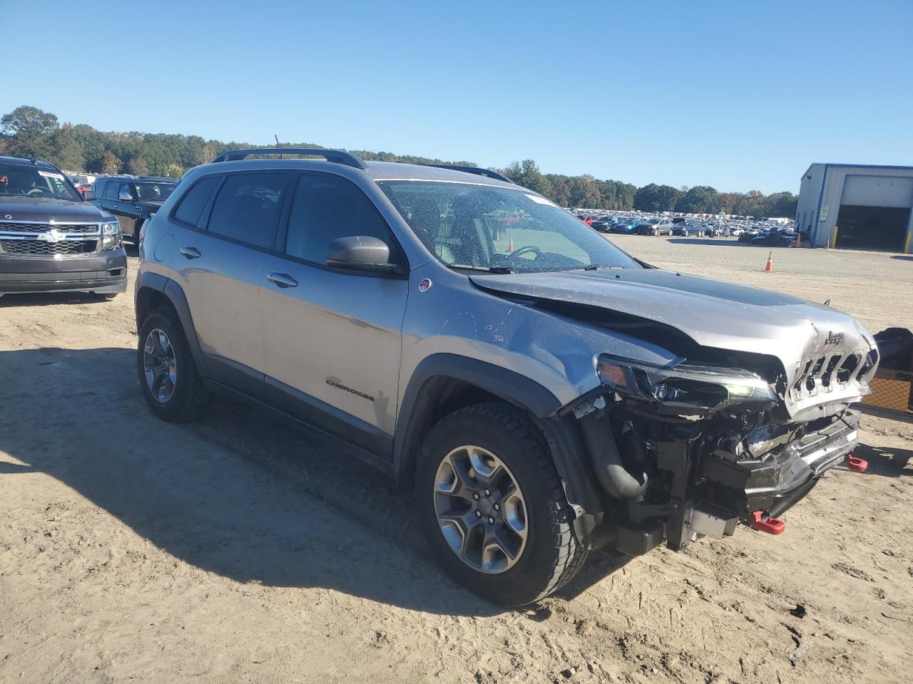 Jeep Cherokee Trailhawk Image 3