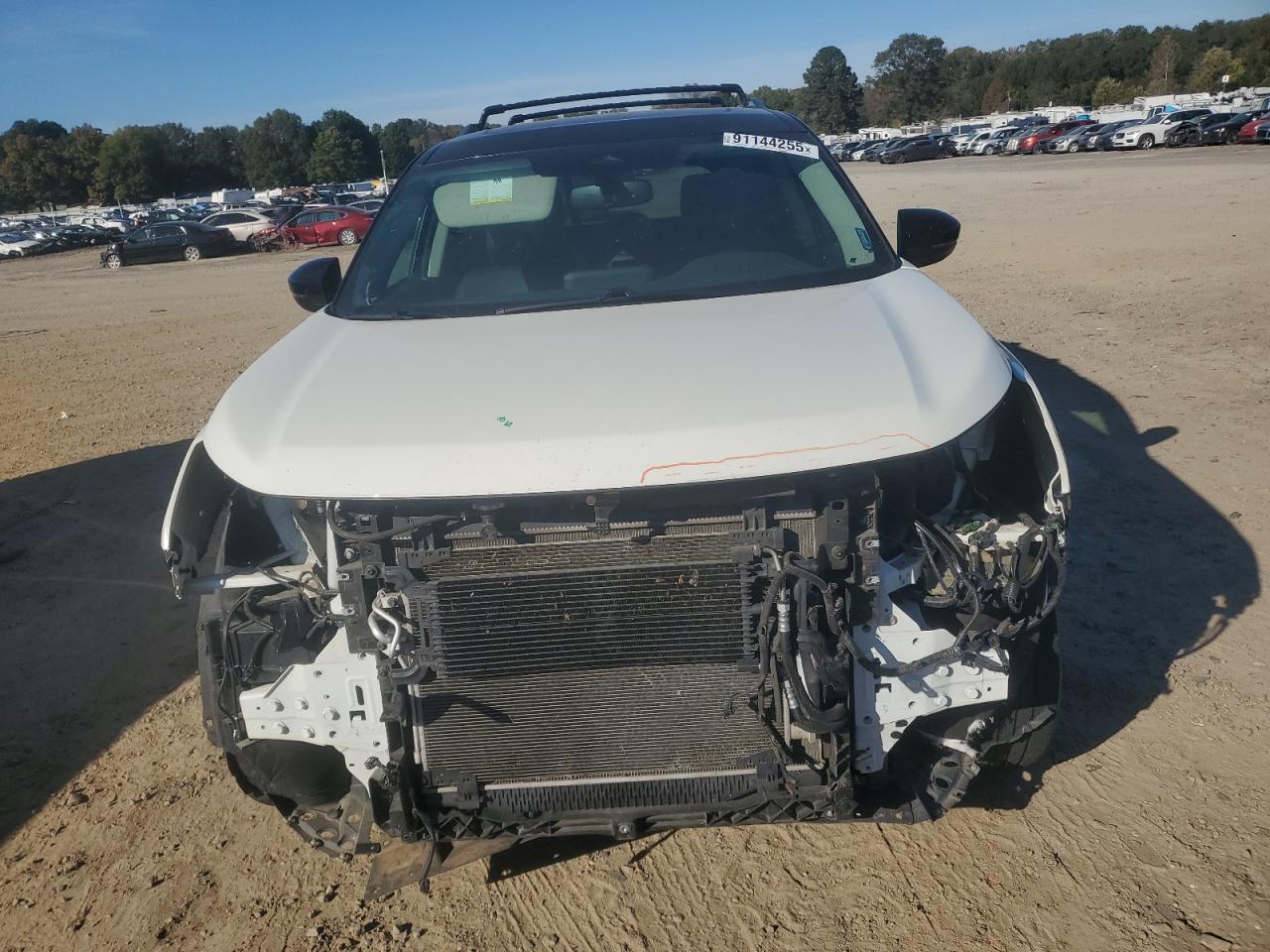 Nissan Pathfinder Sl Image 3