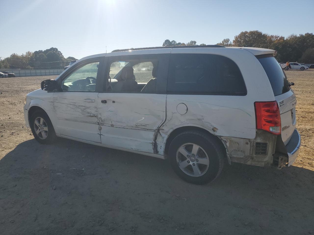 Dodge Caravan Sxt Image 8