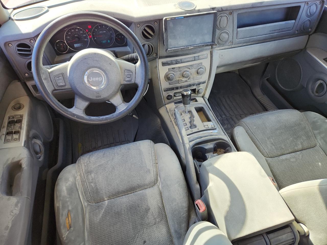 Jeep Commander Image 6