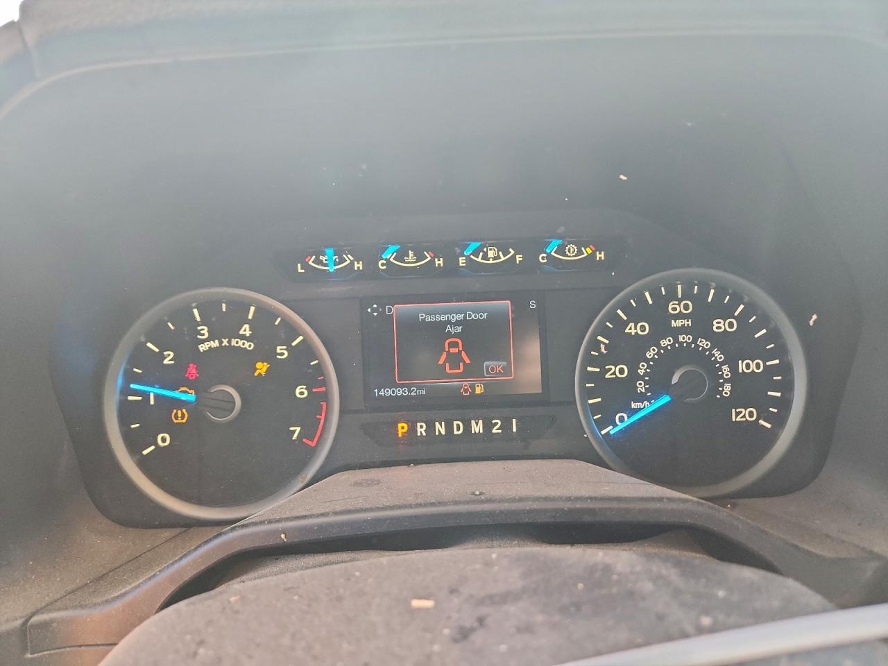 Ford F-150 Super Cab Image 3