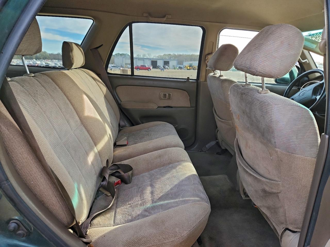 Toyota 4Runner Sr5 Image 9