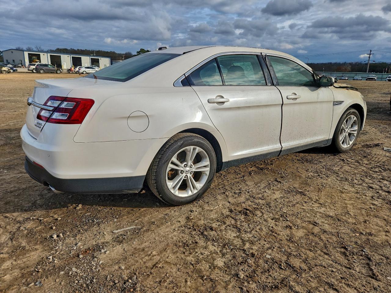 Ford Taurus Sel Image 7