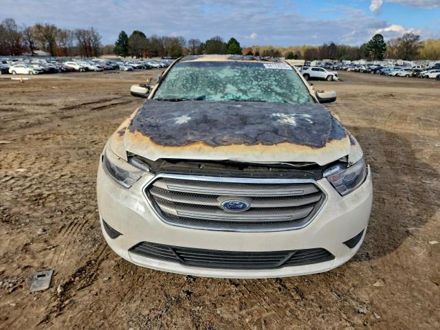 Ford Taurus Sel Image 4