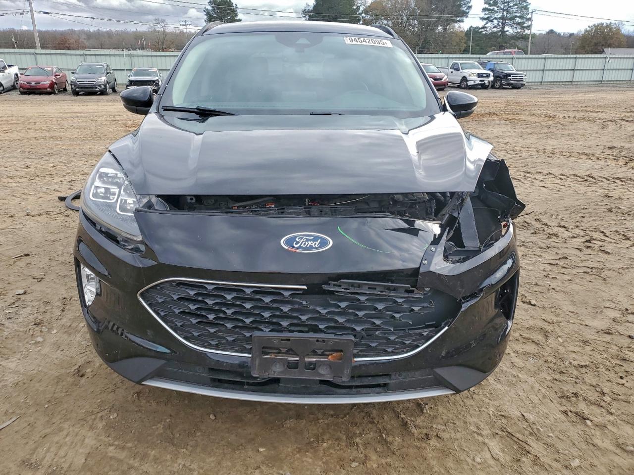 Ford Escape Titanium Image 8