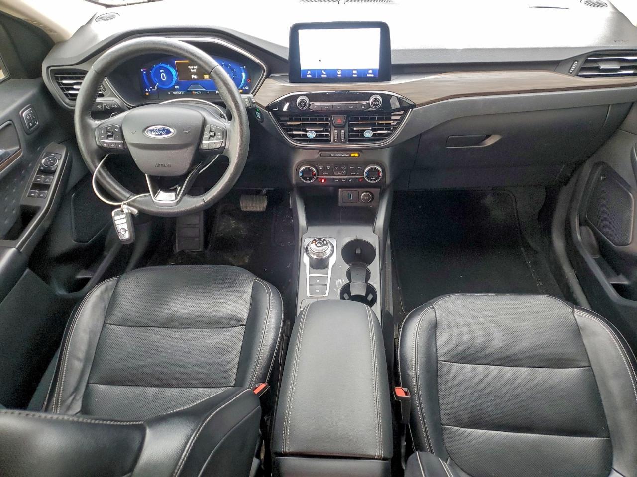 Ford Escape Titanium Image 13