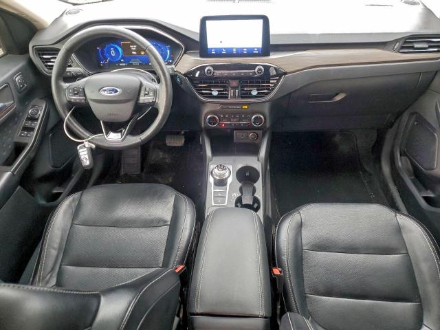 Ford Escape Titanium Image 13