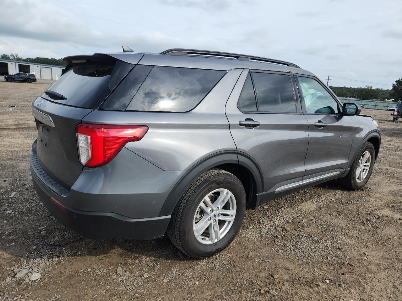 Ford Explorer Xlt Image 9